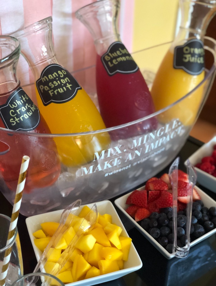 How to Make a Mimosa Bar - Sweetphi