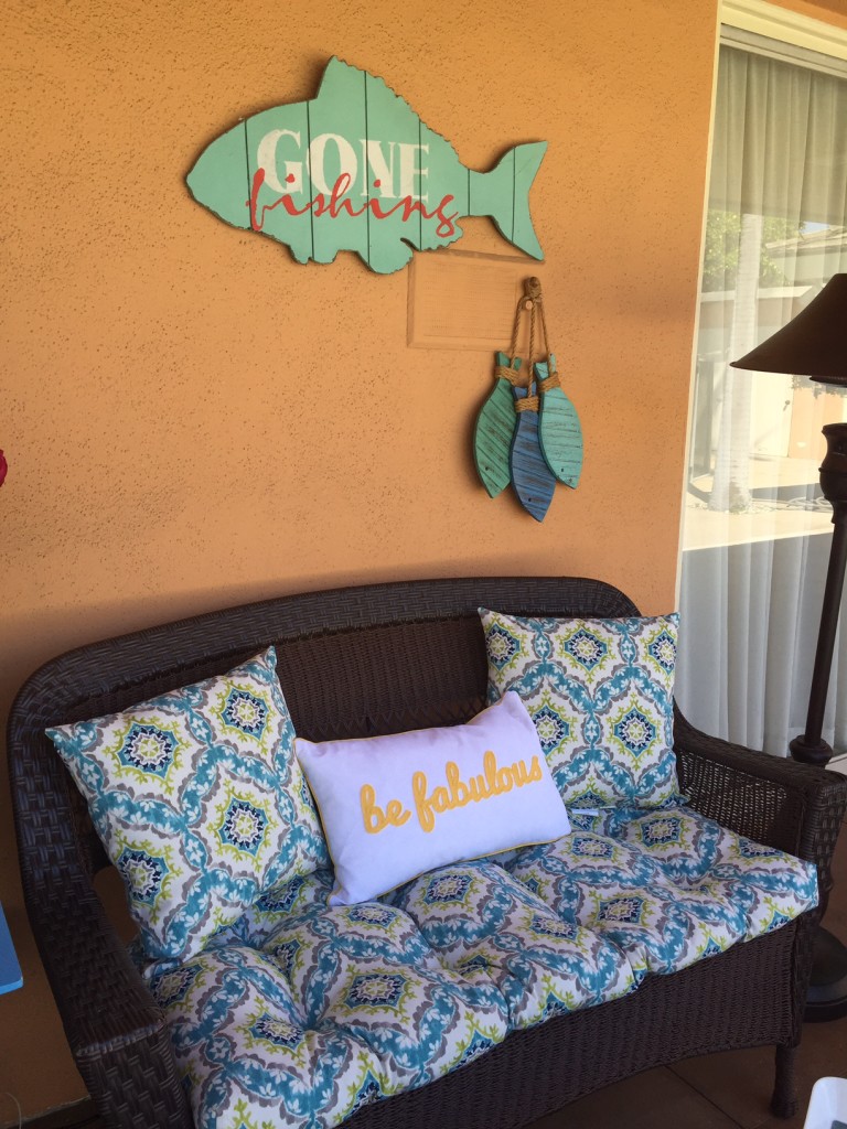 Simple Backyard Decor